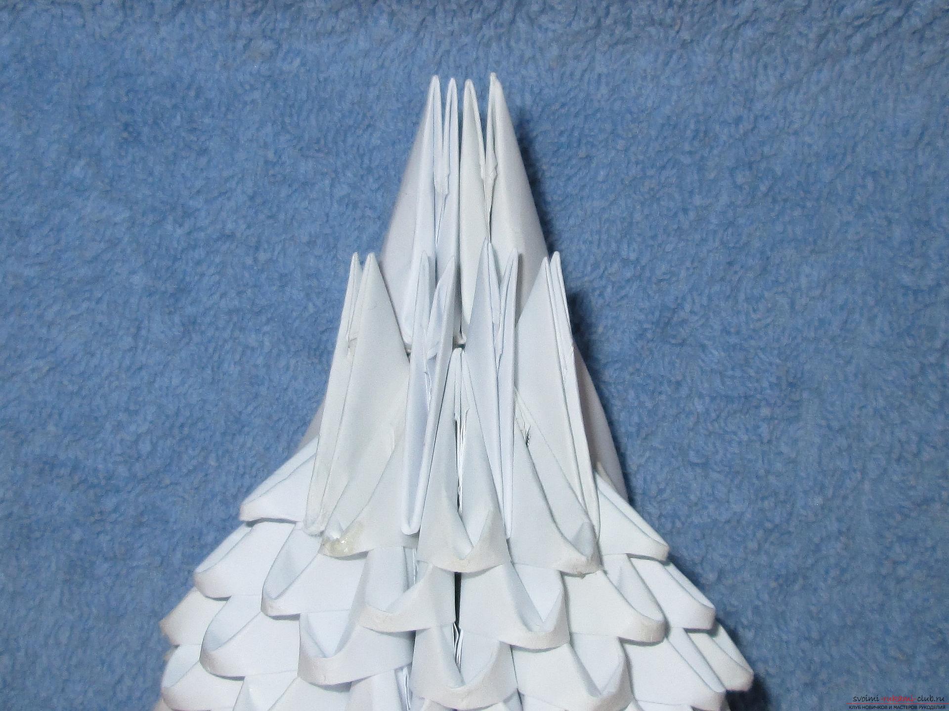 Если вы любите собирать модульное оригами, этот мастер-класс по созданию дельфина из бумаги для вас.. Фото №22